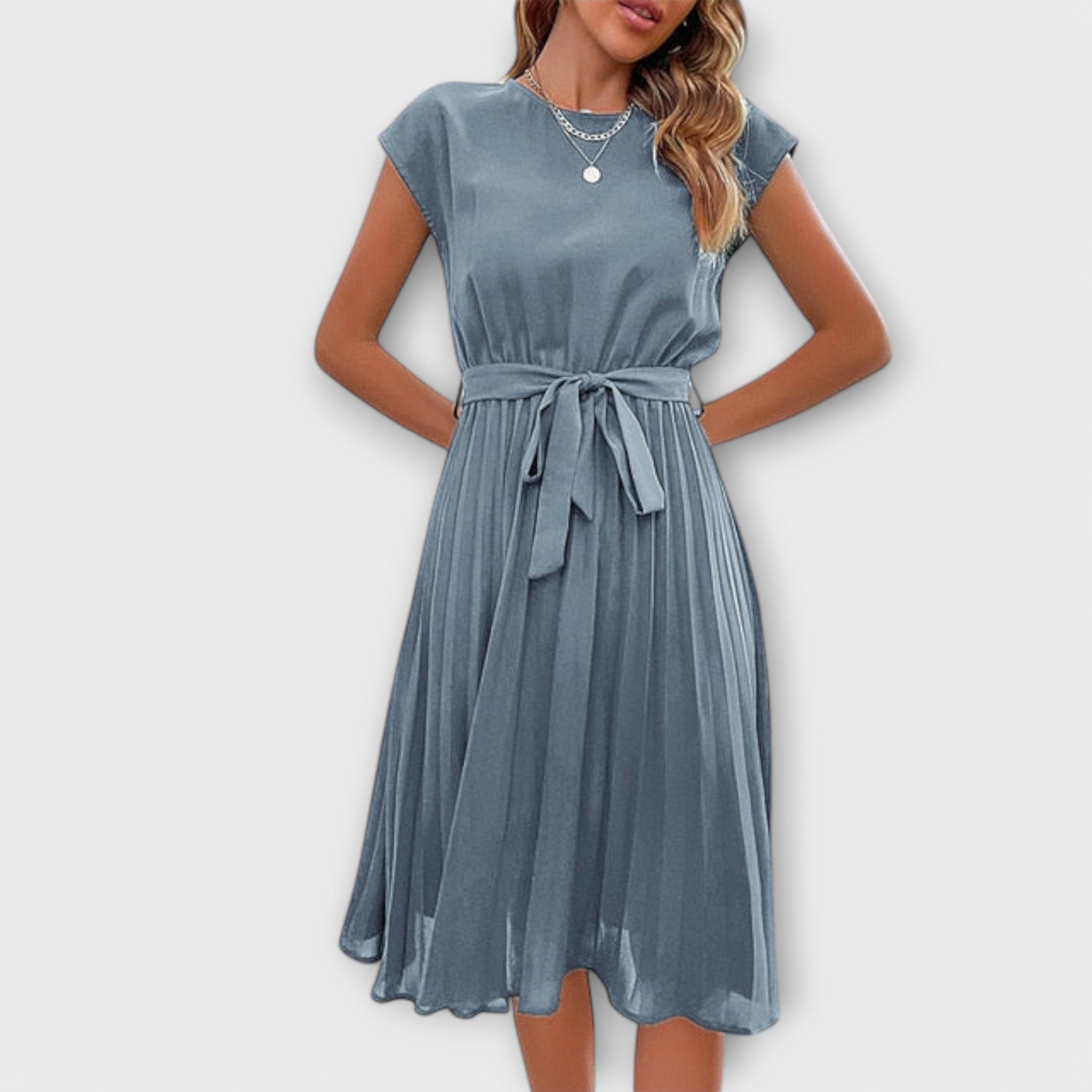 Claire - Short sleeves, pleated, casual mini dress
