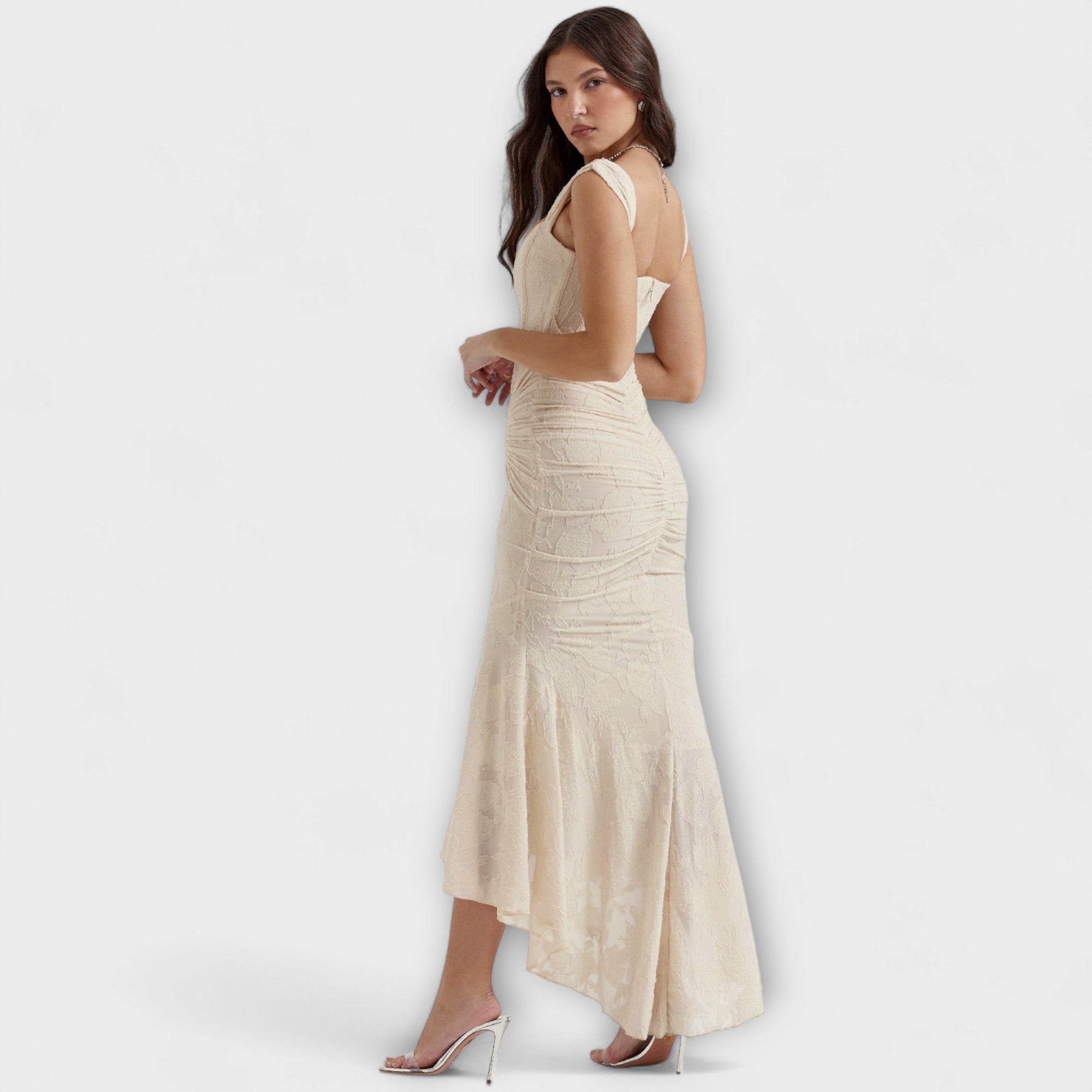 Renske - Long dress with an elegant and sophisticated bodice