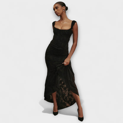 Renske - Long dress with an elegant and sophisticated bodice